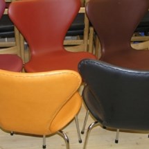 Arne jacobsen håndsyede syvere i forskellige farver